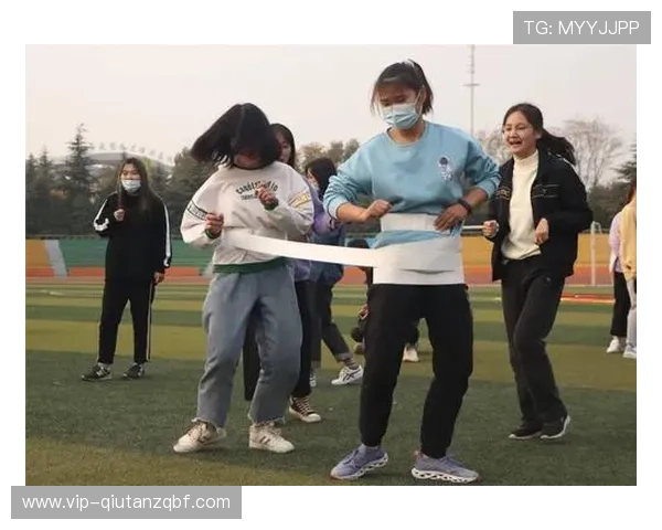 畅玩华体会体育真人游戏,让你在家中也能感受现场的激动与刺激 畅玩华体会体育真人游戏,让你在家中也能感受现场的激动与刺激